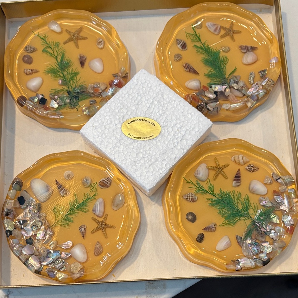 Vintage Unique Design‎ Lucite Resin Drink Coasters Ocean Themed